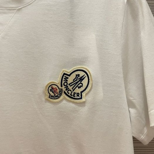 💎Han's house精品服飾💎moncler 大 LOGO 短 T~現貨 M ~ XXL-5