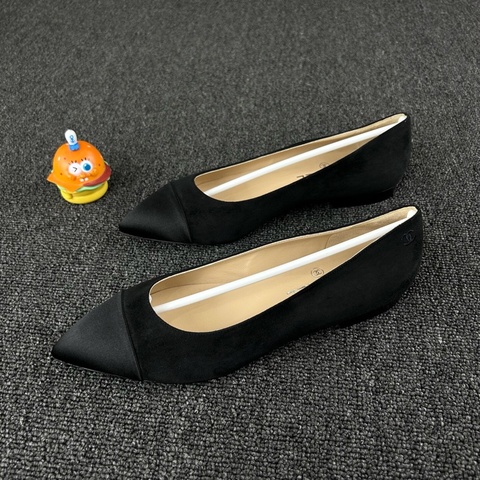 Chanel香奈兒黑色平底鞋 尺碼：38