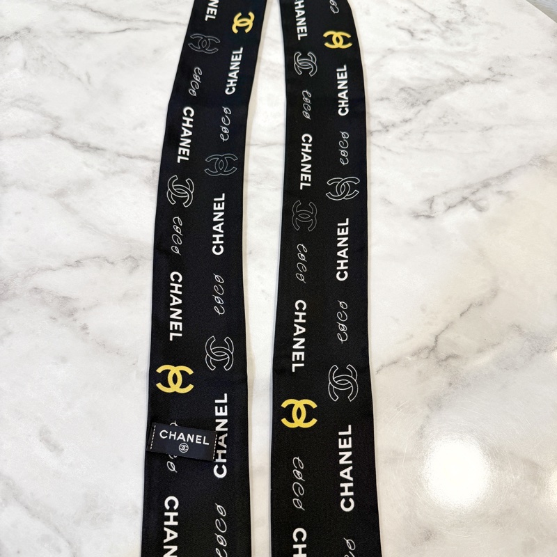 Chanel 黑底各類元素圖案細版圍巾-6