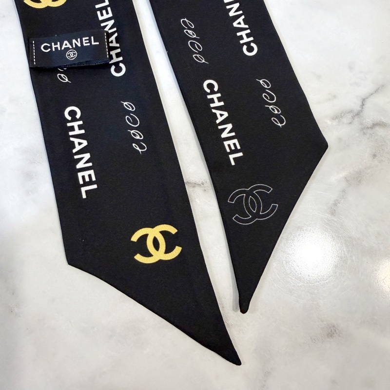 Chanel 黑底各類元素圖案細版圍巾-7