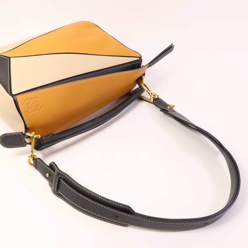 LOEWE 牛皮皮革Puzzle Medium手挽肩背兩用袋-7