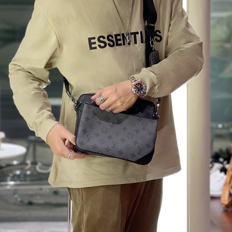 LouisVuitton 路易威登 Trio黑武士三合一郵差包王鶴棣同款🥷-6