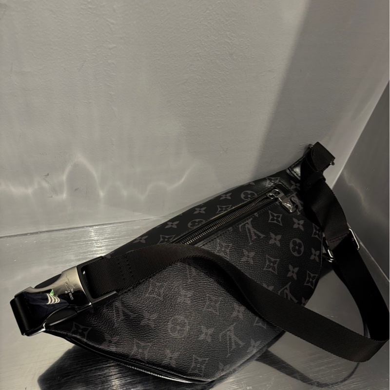 近新品新款🌟Louis Vuitton LV Discovery 腰包 |Classic Trend CT精品|台北東區實體-4