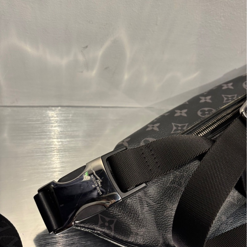 近新品新款🌟Louis Vuitton LV Discovery 腰包 |Classic Trend CT精品|台北東區實體-6