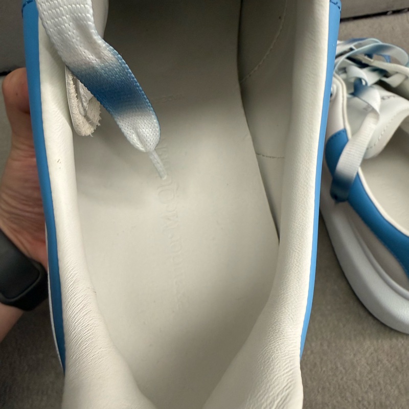 Alexander Mcqueen小白鞋-2