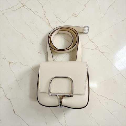 莉亞精品♡ Hermes Della 屁股包 奶油白 二手美包