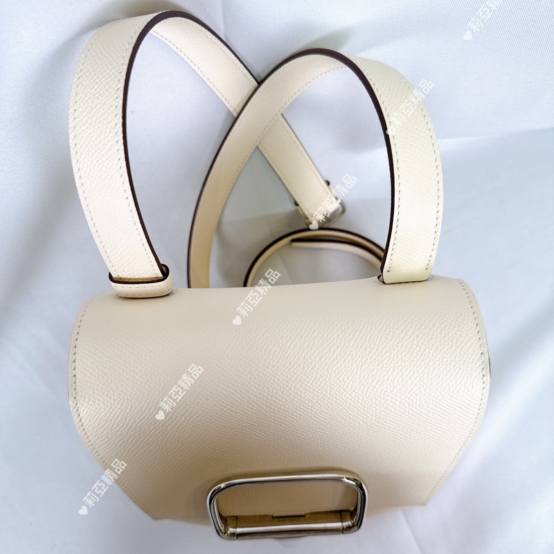 莉亞精品♡ Hermes Della 屁股包 奶油白 二手美包-3