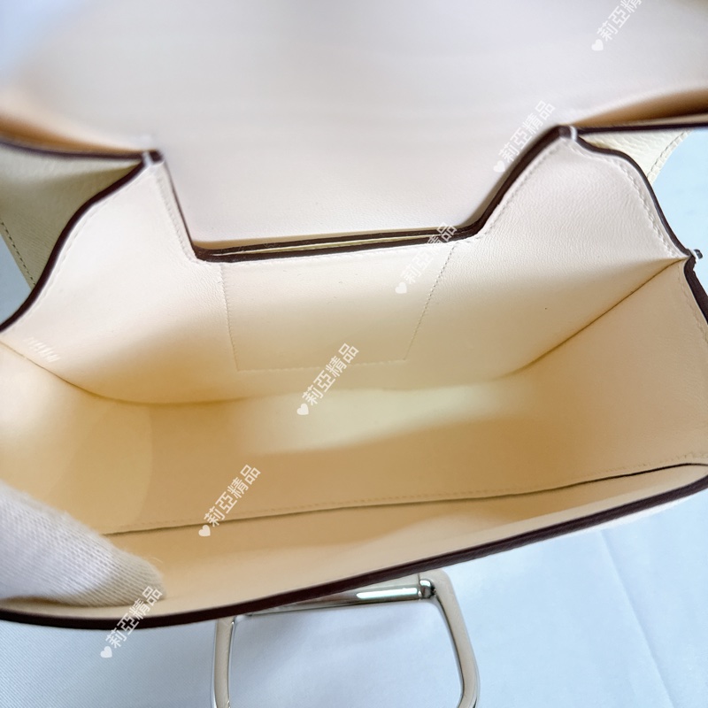 莉亞精品♡ Hermes Della 屁股包 奶油白 二手美包-15