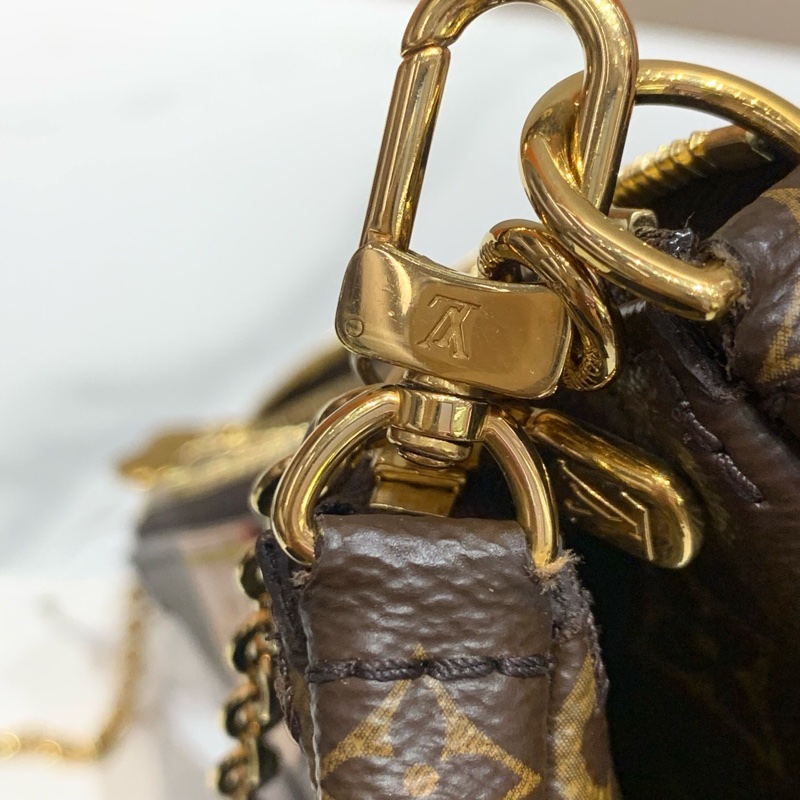 Lv/路易威登 21年芯片款經典老花 綠色肩帶 五合一單肩包-11