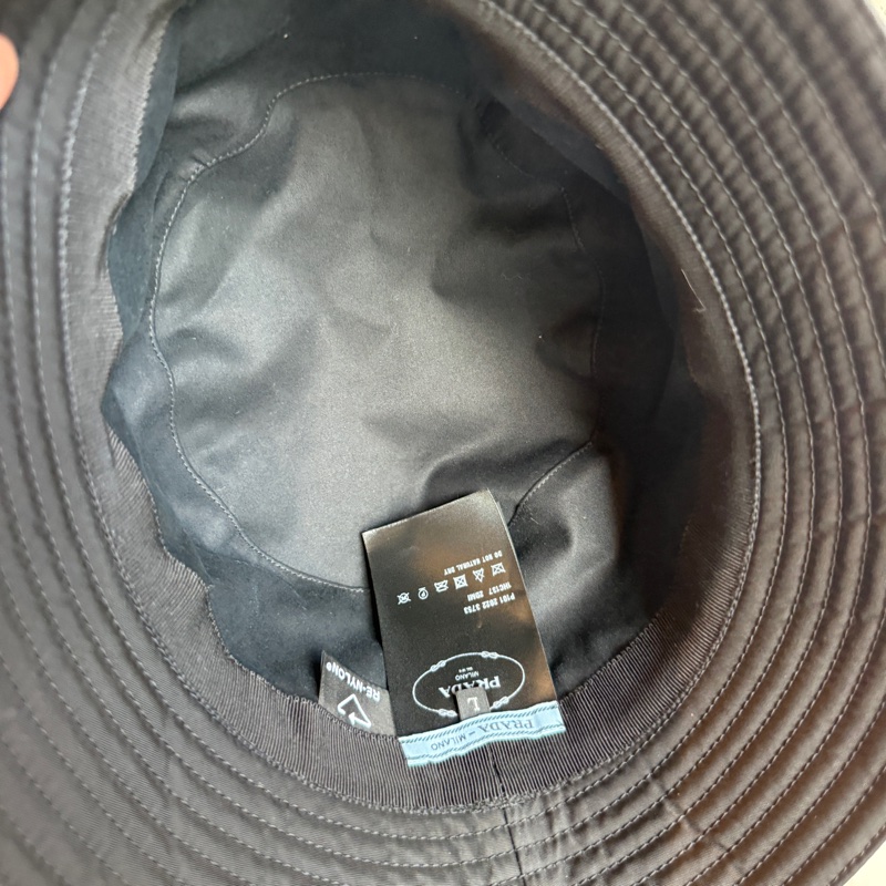 Prada 黑色漁夫帽🤍-3