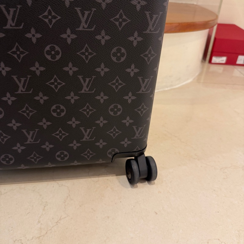 lv黑色花紋 超美超帥行李箱55-3