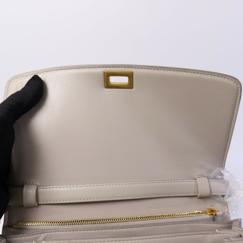 CELINE 牛皮皮革Box Medium肩背袋-13