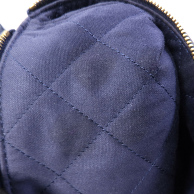 CHANEL 牛皮皮革C22 Medium鏈帶肩背袋-17