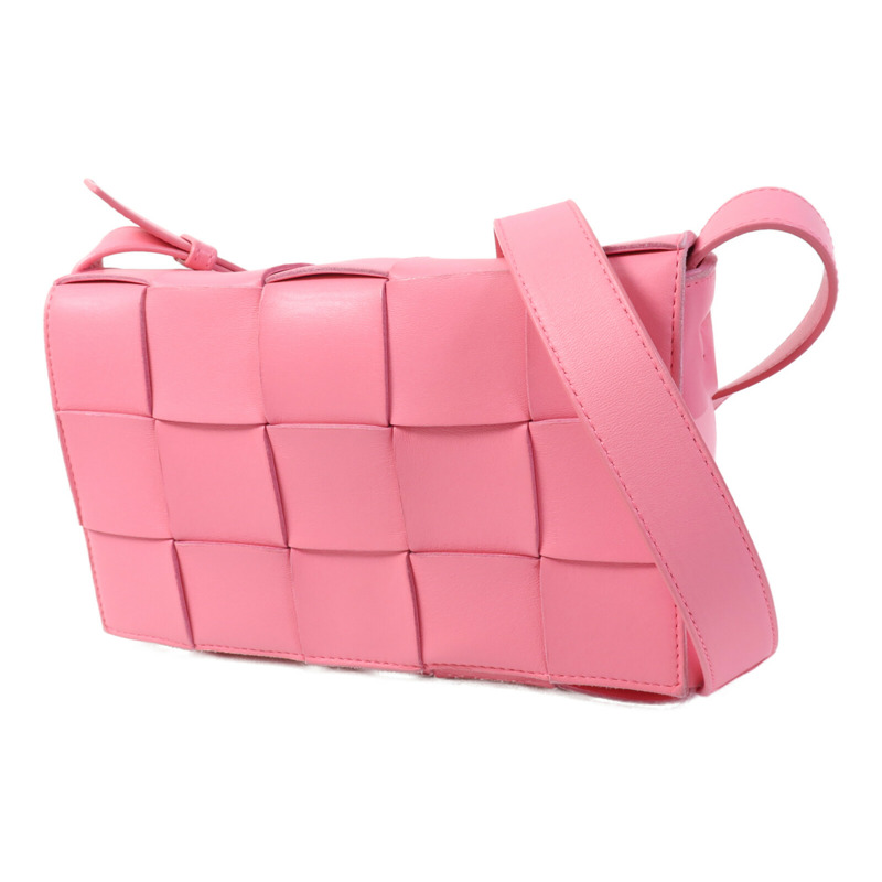 BOTTEGA VENETA 牛皮皮革Cassette肩背袋-1