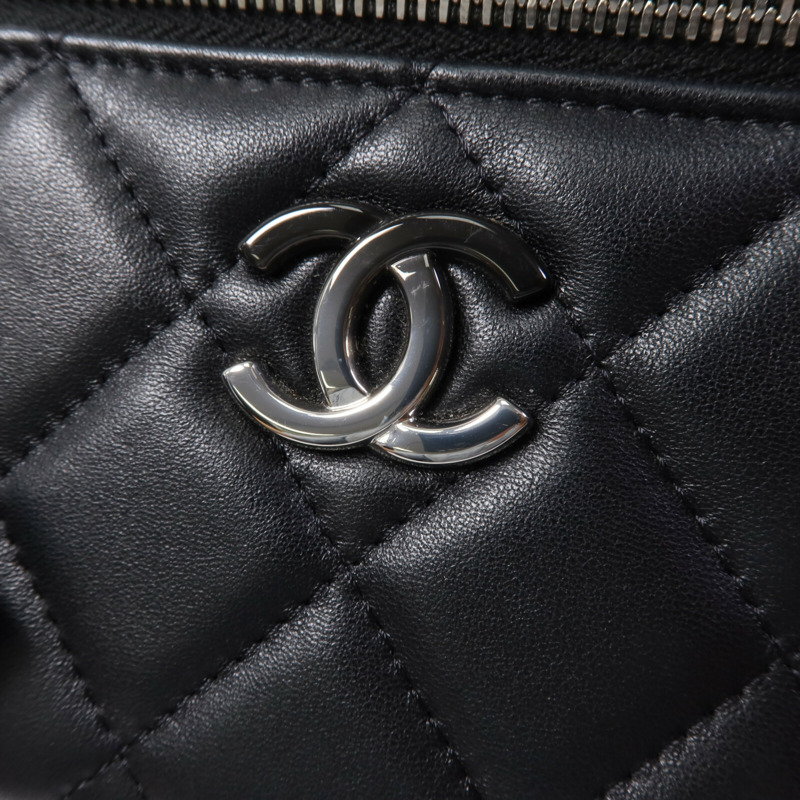 CHANEL 羊皮皮革Vanity Case鏈帶肩背袋-6