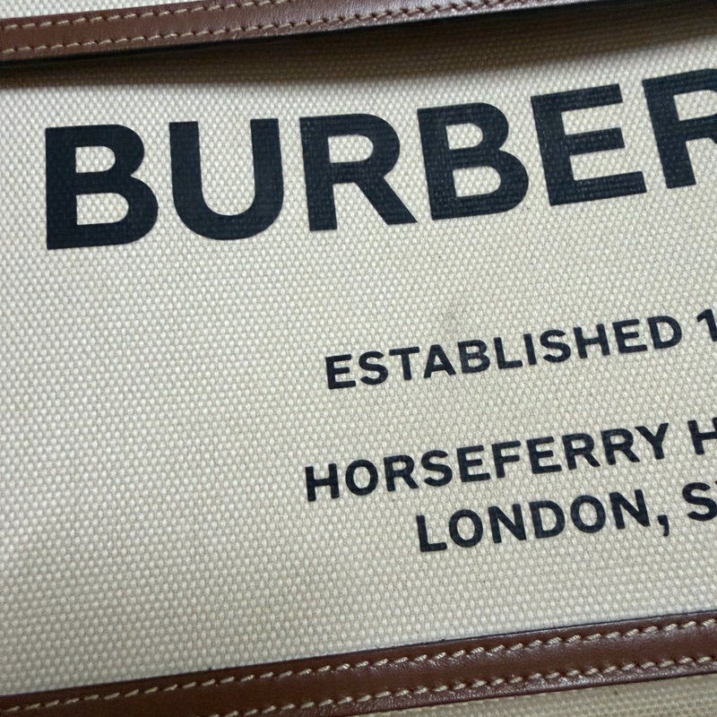 Burberry大號焦糖色Pocket手提肩背包-2