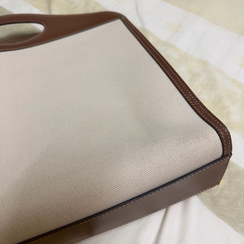 Burberry大號焦糖色Pocket手提肩背包-22