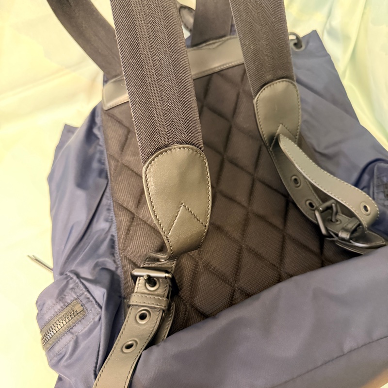 BURBERRY 專櫃正品 4020937 深藍色 後背包 雙肩包-9