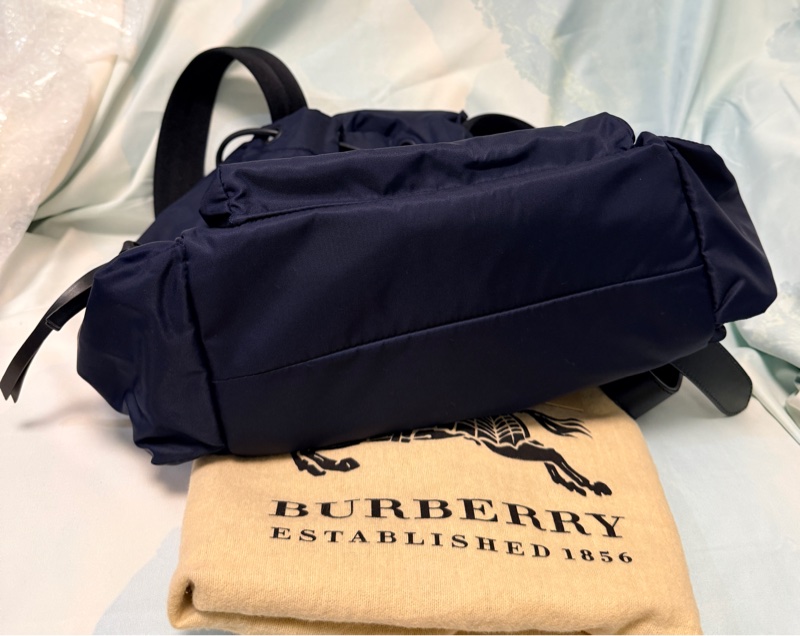 BURBERRY 專櫃正品 4020937 深藍色 後背包 雙肩包-11