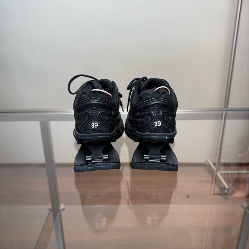 Balenciaga巴黎世家 黑色做舊彈簧鞋 39碼-2