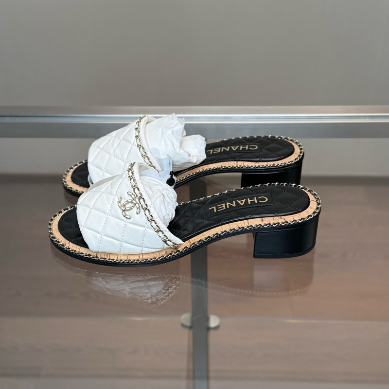 香奈兒CHANEL 25A白金雙C皮穿鏈Logo 38.5碼-4