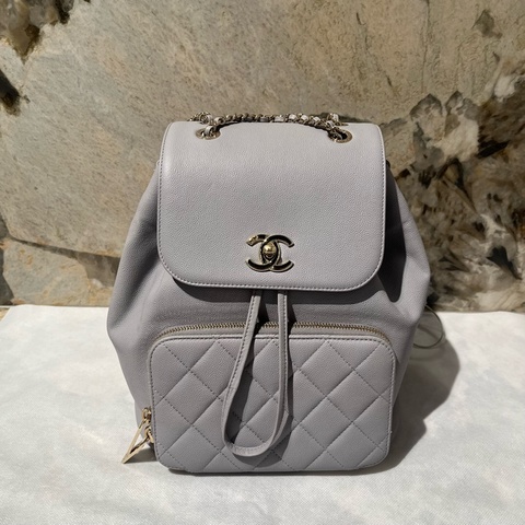 CHANEL 灰色荔枝皮 Business Affinity 後背包