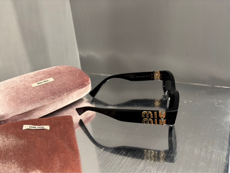 全新僅試戴🌟Miu Miu Glimpse 04W 墨鏡|Classic Trend CT精品|台北東區實體-3