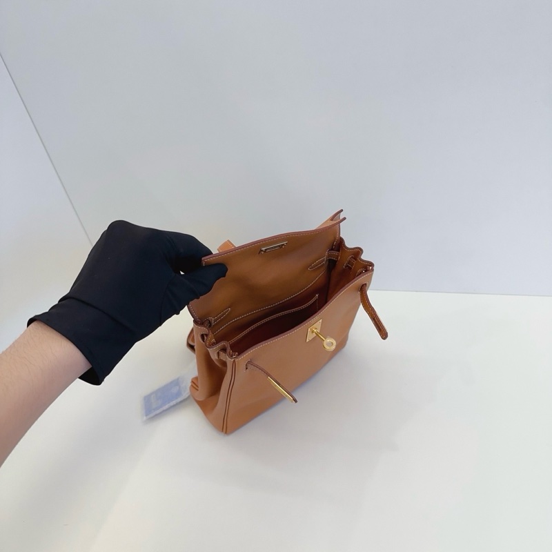 98新🆕Hermes愛馬仕 經典kelly ado 金棕雙肩包 框A 金扣 🧡正品-7