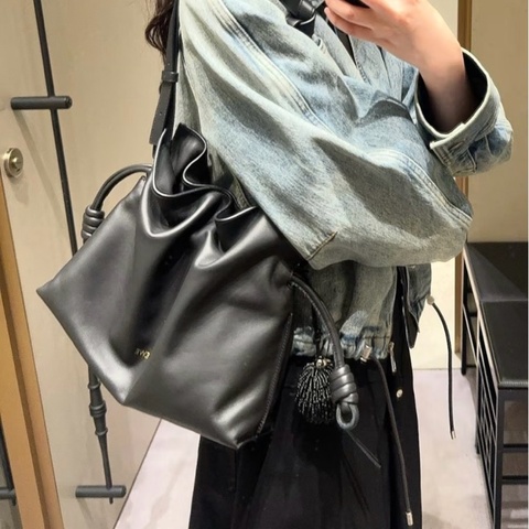 ✨Loewe羅意威｜Flamenco Knot抽繩福袋包｜98新