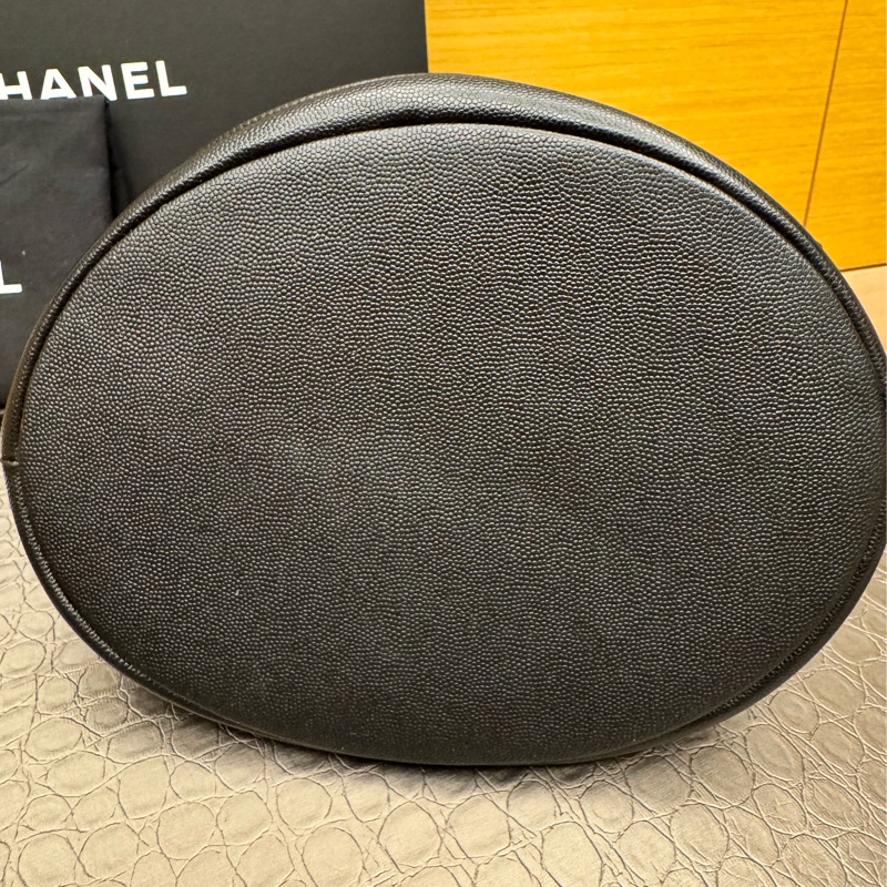 Chanel 荔枝牛皮 鉚釘斜挎肩背包-7
