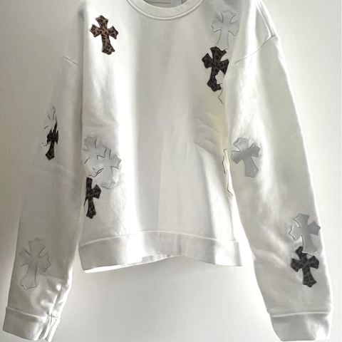 Chrome Hearts 克羅心新款白色漆皮豹紋十字架貼皮圓領衛衣