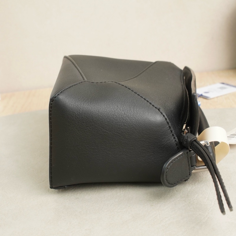 Loewe/羅意威puzzle幾何包mini手提包單肩包斜挎包 黑色牛皮 銀扣 ✅正品-4