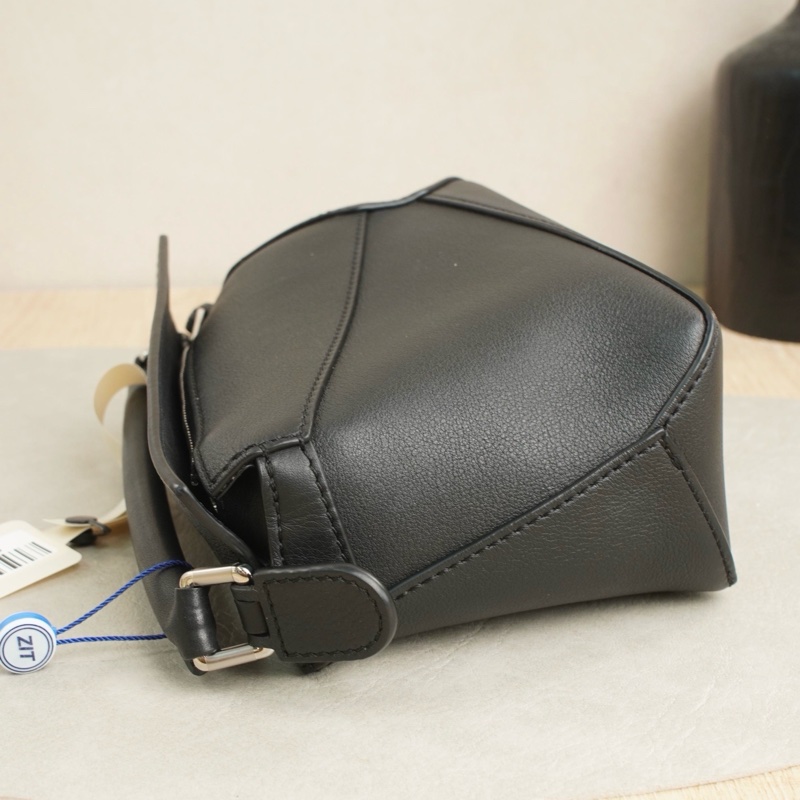 Loewe/羅意威puzzle幾何包mini手提包單肩包斜挎包 黑色牛皮 銀扣 ✅正品-5
