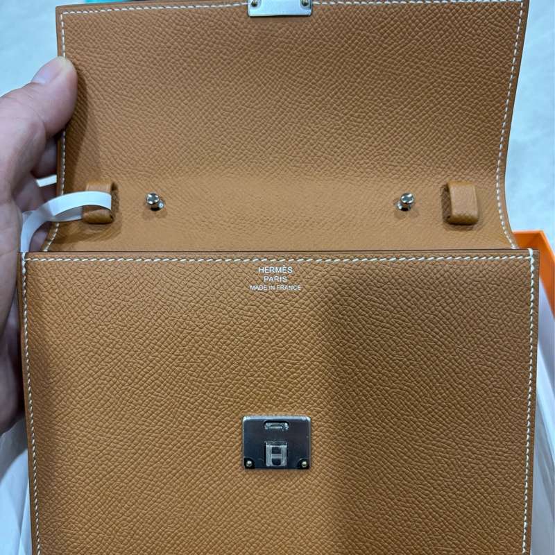 (全新)Hermes愛馬仕斜背包,Epsom牛皮、Clic16銀扣-1