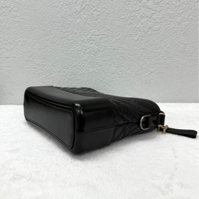 99新 Chanel 香奈兒 黑金 中號 v紋絎縫流浪包單肩包斜挎包 金扣 ❤️正品-6