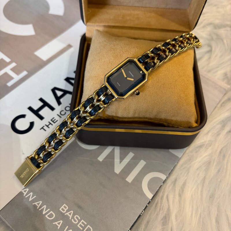 CHANEL 皮穿鏈首映會石英錶 XL 金色-1