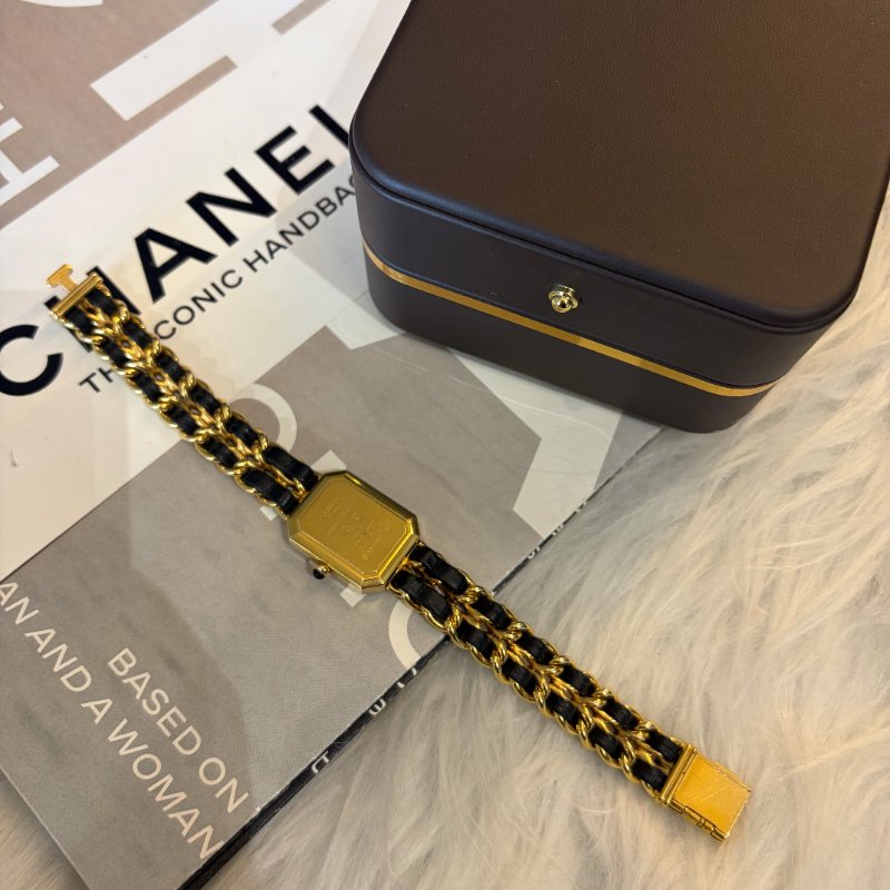 CHANEL 皮穿鏈首映會石英錶 XL 金色-3