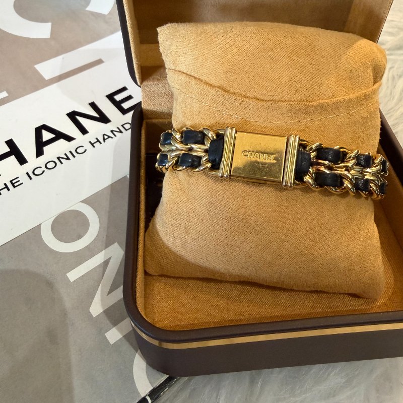 CHANEL 皮穿鏈首映會石英錶 XL 金色-5