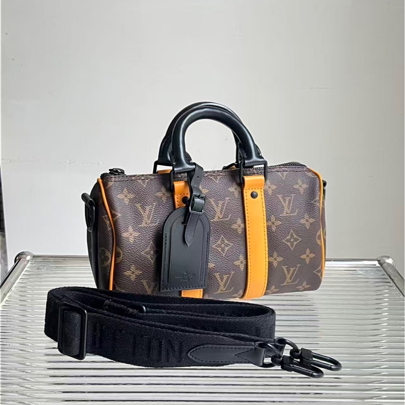 🔥新到： LV/路易威登老花橙色條紋 keepall25手提斜挎包芯片款，尺寸：25*11*15-0