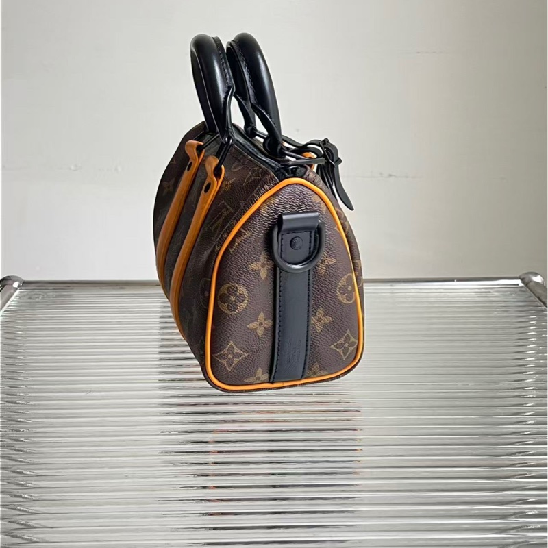 🔥新到： LV/路易威登老花橙色條紋 keepall25手提斜挎包芯片款，尺寸：25*11*15-3