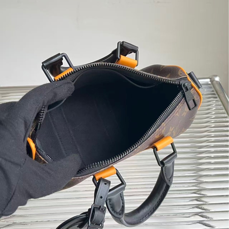 🔥新到： LV/路易威登老花橙色條紋 keepall25手提斜挎包芯片款，尺寸：25*11*15-5