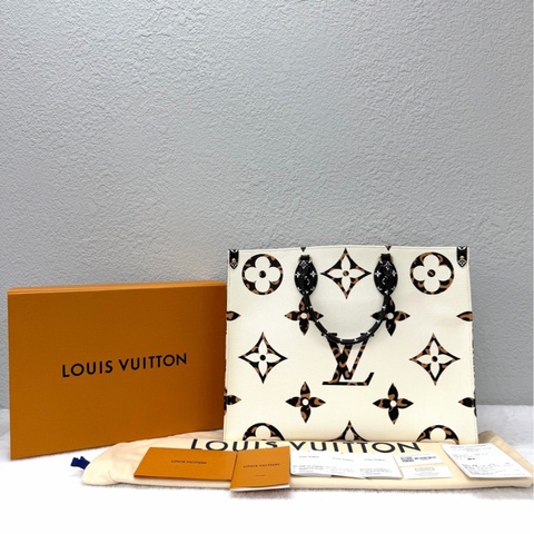 閒置新🆕LV onthego 限量拼色 叢林系列 大號 手提包托特包金扣 ❤️正品