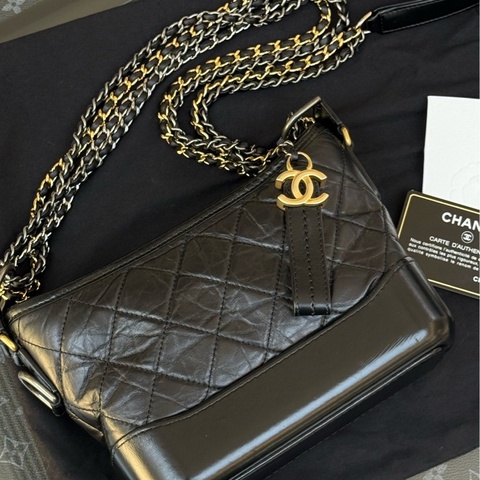 🌷有購證保卡款!Chanel 香奈兒流浪包 Gabrielle 黑金牛皮