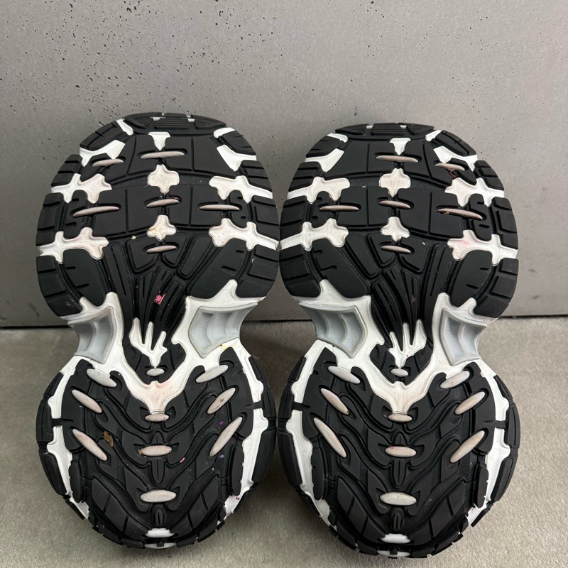 Balenciaga 白銀10XL 運動鞋-3
