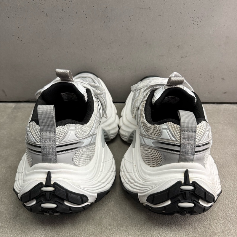 Balenciaga 白銀10XL 運動鞋-6