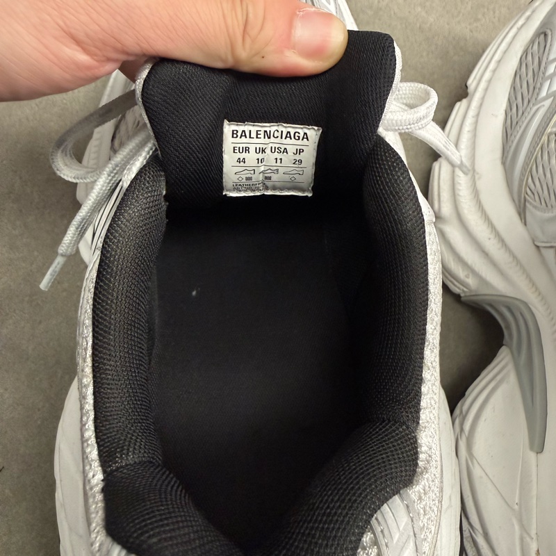 Balenciaga 白銀10XL 運動鞋-9