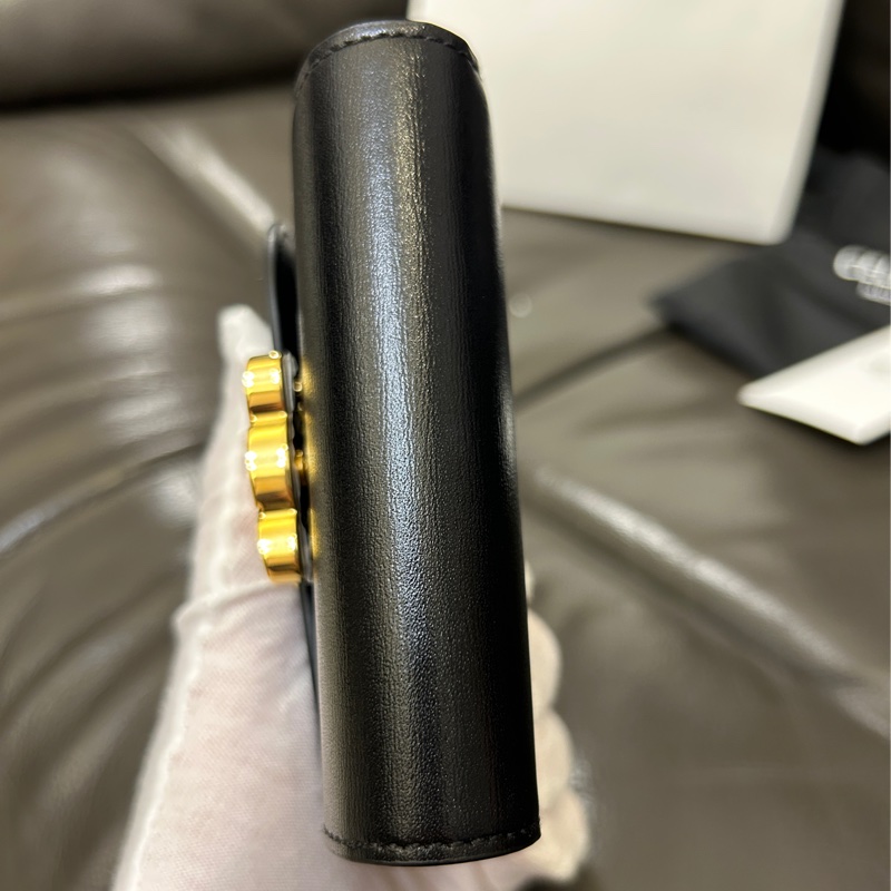 Celine 全新黑色TRIOMPHE小號翻蓋錢包-11