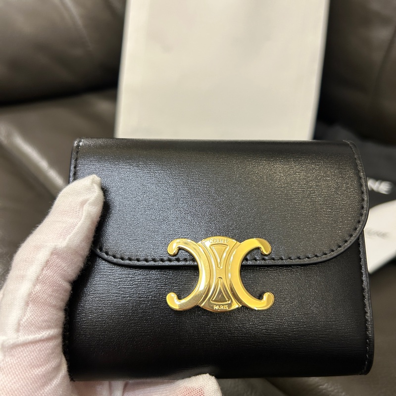 Celine 全新黑色TRIOMPHE小號翻蓋錢包-18