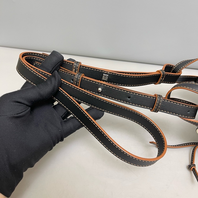 🌷甜價出售！Loewe 羅意威 Hammock 帆布拼皮 拼色吊床包 迷你mini-6