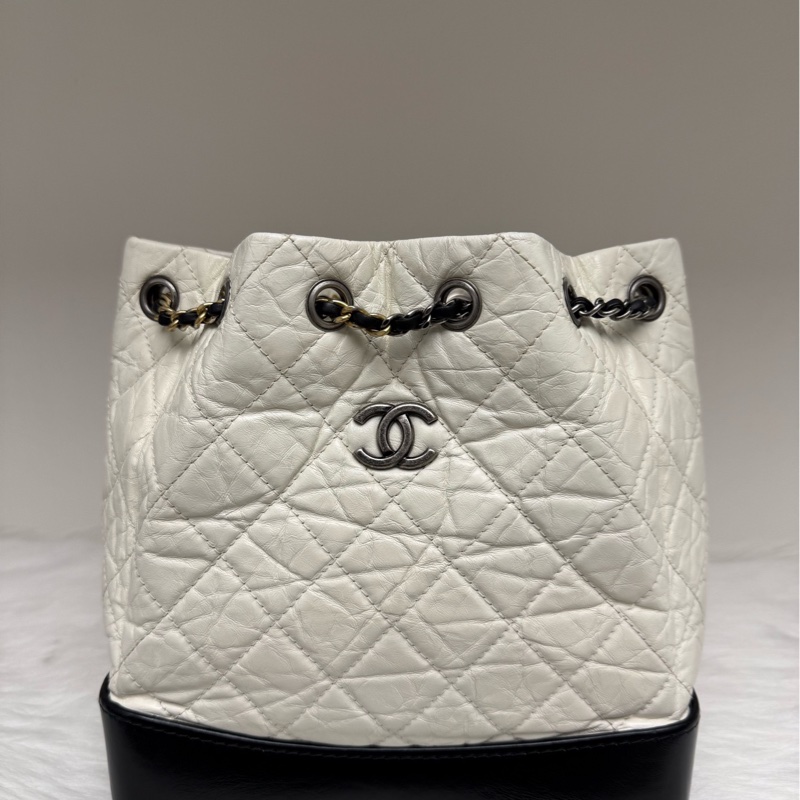 香奈兒/Chanel 黑白拼色流浪雙肩包  25開 牛皮 尺寸：22.5×10.5×23-0